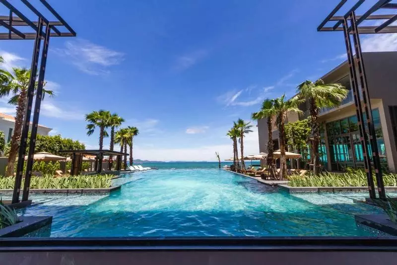 Alibaba https://cdn.alibaba.ir/ostorage/hotel-accommodation-images/6a3e80bceeea55934948ccd6_Pattaya-Cape-Dara-Resort-0.webp