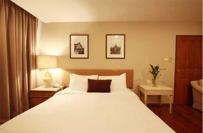 هتل Asoke Residence Sukhumvit بانگکوک