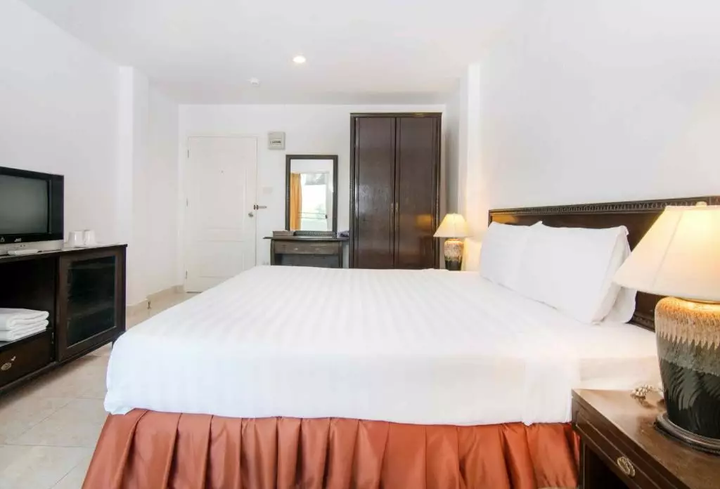 هتل The Phoenix Bangkok بانگکوک