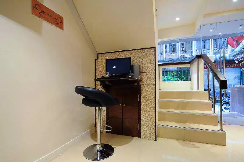 هتل Royal Express Inn Bangkok بانگکوک