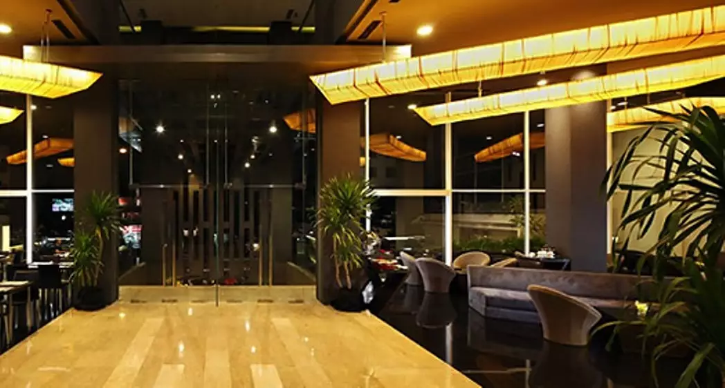 هتل Royal Express Inn Bangkok بانگکوک