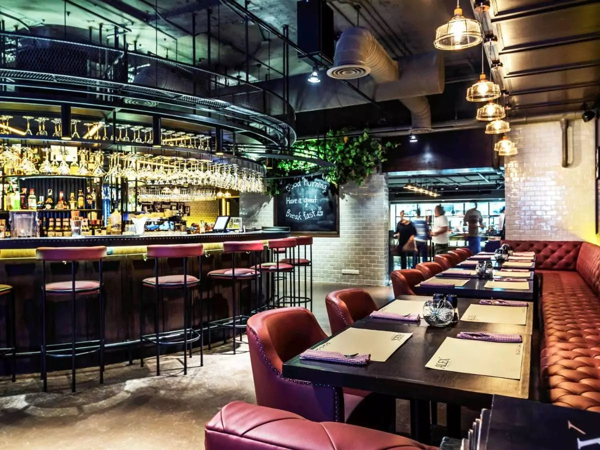 Alibaba https://cdn.alibaba.ir/ostorage/hotel-accommodation-images/6a3eacf2eeea55934948eef8_Bangkok-Mercure-Bangkok-Sukhumvit-11-0.webp