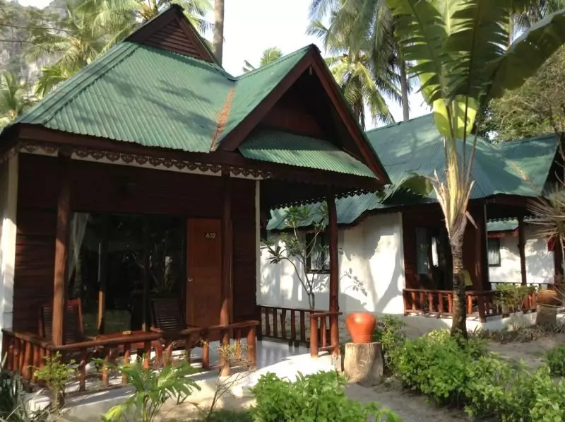 Alibaba https://cdn.alibaba.ir/ostorage/hotel-accommodation-images/6a3eb46feeea55934948f41d_Sai-Thai-Sand-Sea-Resort-0.webp