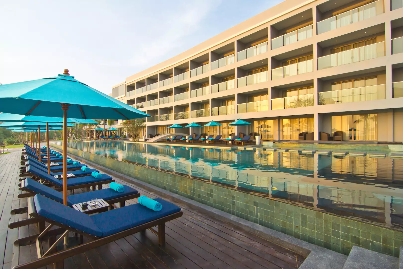 Alibaba https://cdn.alibaba.ir/ostorage/hotel-accommodation-images/6a3ed02beeea5593494909f8_Phang-Nga-Le-Coral-Hideaway-Beyond-0.webp