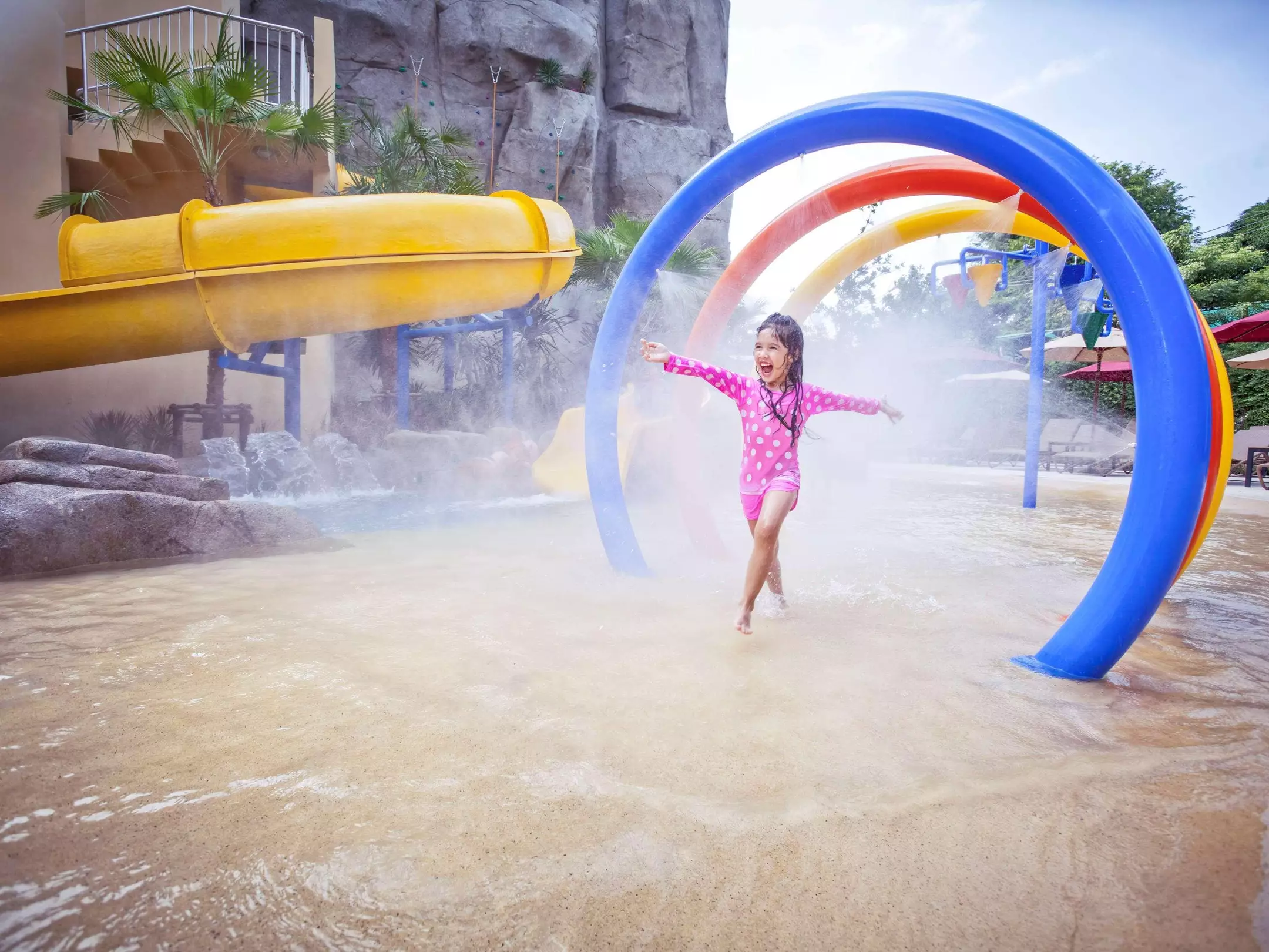 Alibaba https://cdn.alibaba.ir/ostorage/hotel-accommodation-images/6a3ed67deeea559349490e96_Pattaya-Mercure-Pattaya-Ocean-Resort-0.webp