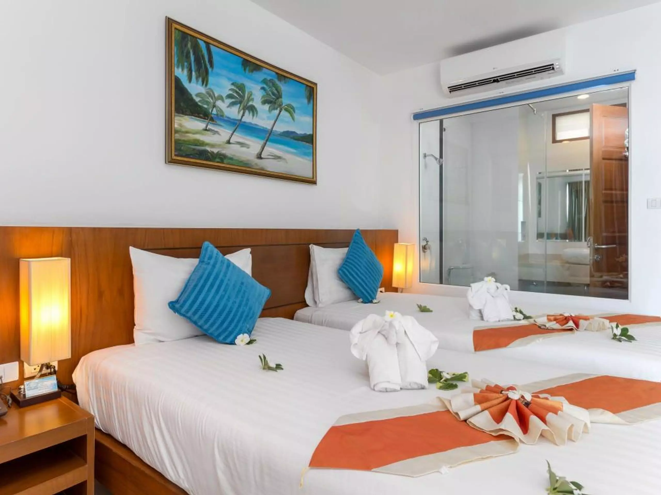 هتل The View Rawada Resort & Spa Chalong