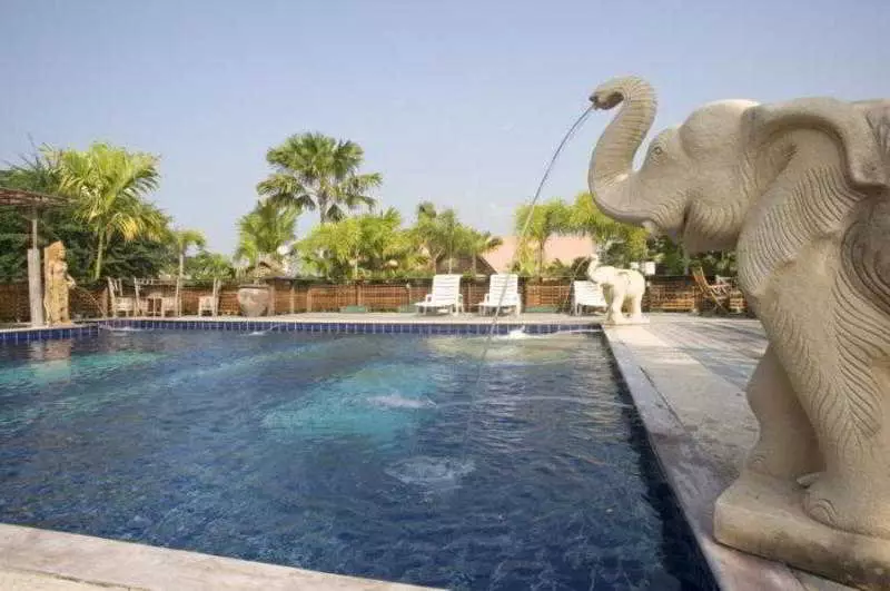 هتل Inrawadee Resort Pattaya Chon Buri