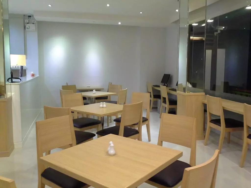 Alibaba https://cdn.alibaba.ir/ostorage/hotel-accommodation-images/6a3f1fc4eeea559349494ce7_Bangkok-S3-Residence-Park-Hotel-0.webp