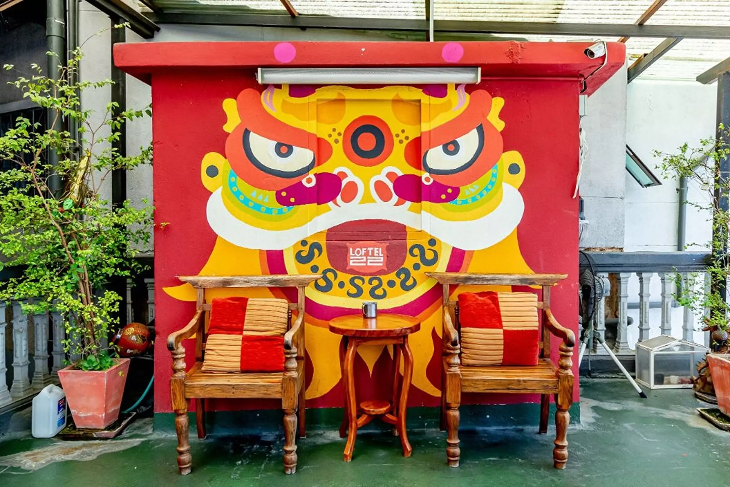 Alibaba https://cdn.alibaba.ir/ostorage/hotel-accommodation-images/6a3f3813eeea5593494962f6_Bangkok-Loftel-22-Hostel-0.webp