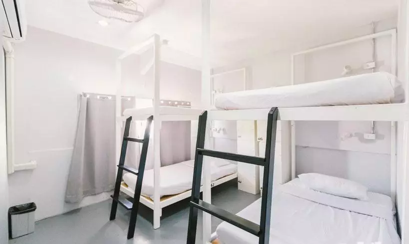 هتل 3HOWw Hostel بانگکوک