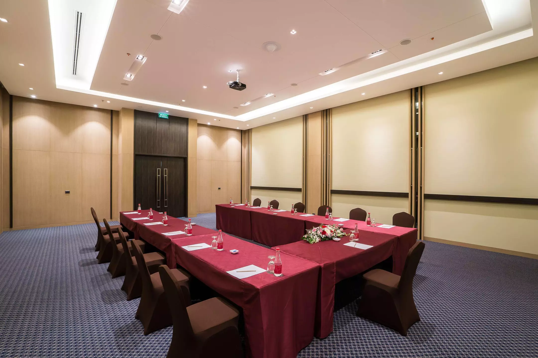 هتل Best Western Plus Wanda Grand Hotel Nonthaburi