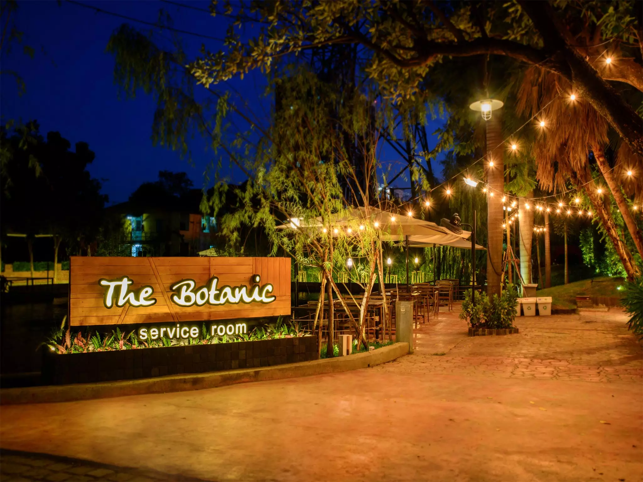 هتل The Botanic Service Room Nonthaburi