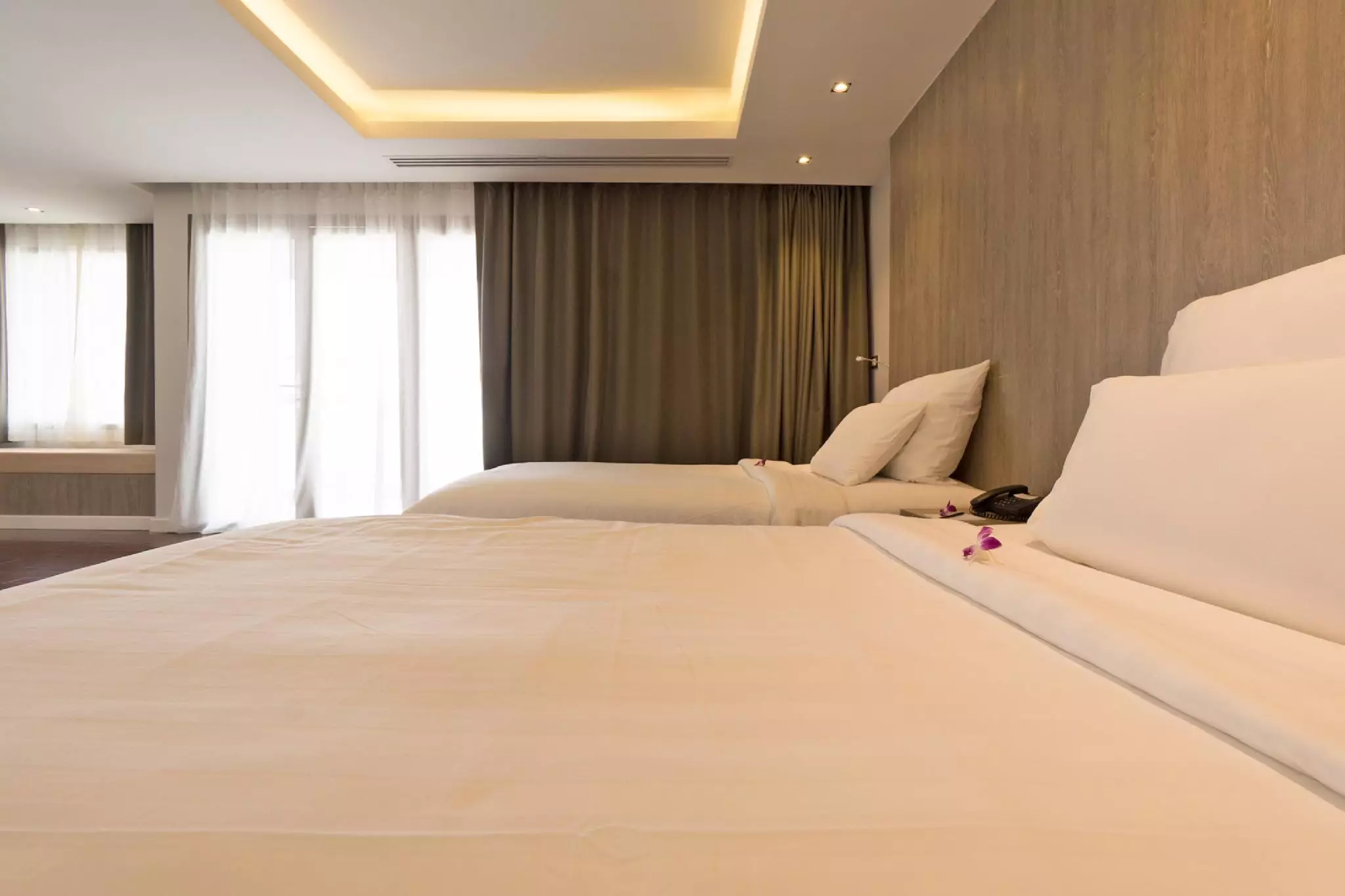 هتل The Nchantra Pool Suite Phuket پوکت