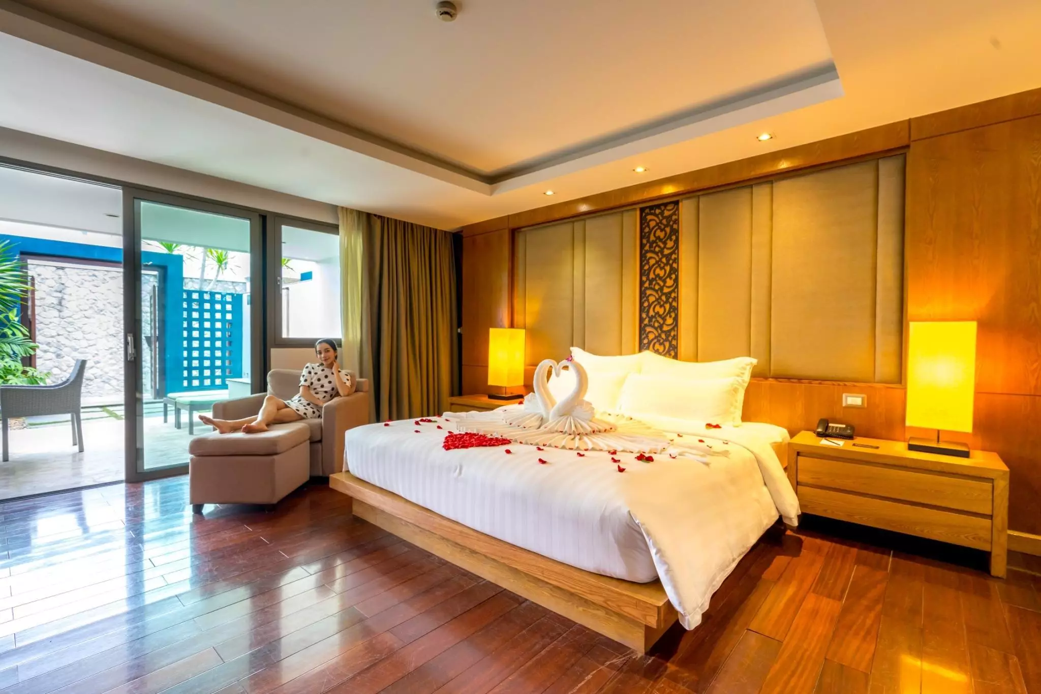 هتل The Nchantra Pool Suite Phuket پوکت