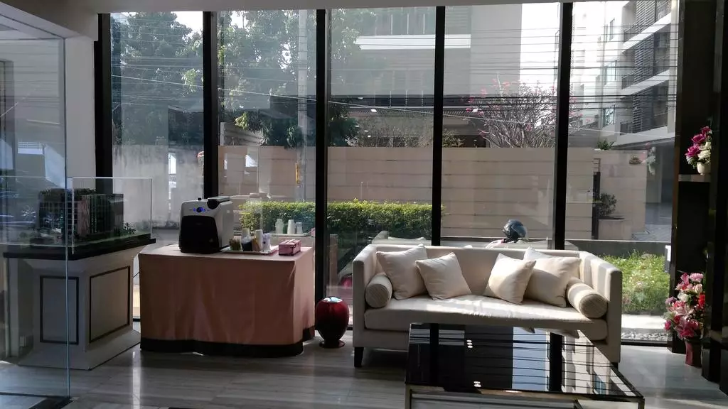 هتل Ten Ekamai Suites Serviced Apartment بانگکوک
