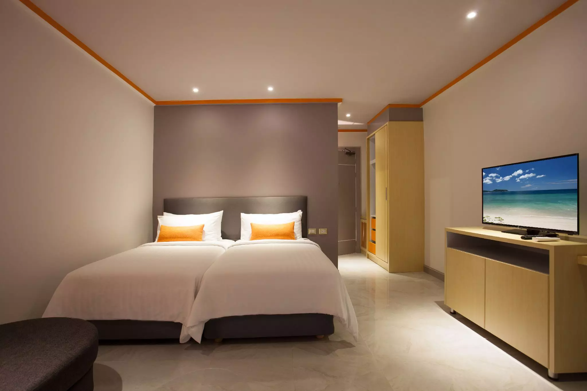 هتل Chabana Kamala Hotel Thalang