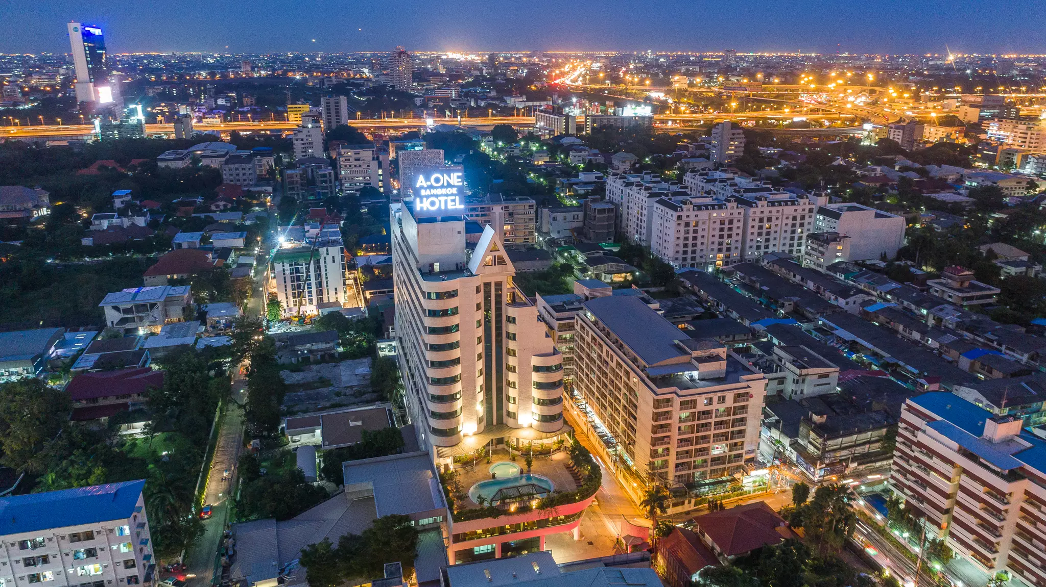 Alibaba https://cdn.alibaba.ir/ostorage/hotel-accommodation-images/6a3f6e7deeea559349498fd7_Bangkok-A-One-Bangkok-Hotel-0.webp