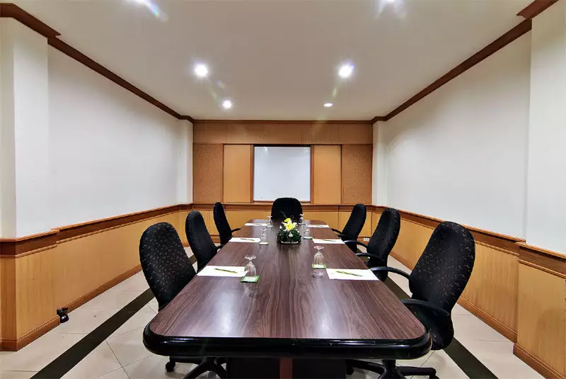 هتل Bossotel Inn Bangkok بانگکوک