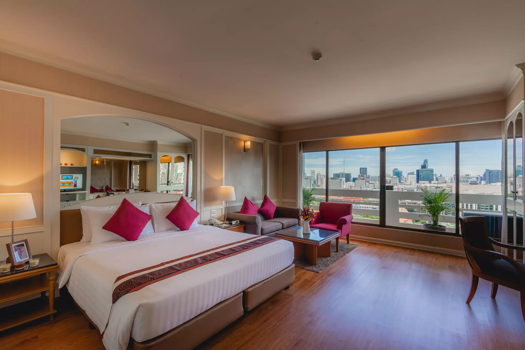 Alibaba https://cdn.alibaba.ir/ostorage/hotel-accommodation-images/6a3f7528eeea559349499514_Bangkok-Centre-Point-Pratunam-0.webp