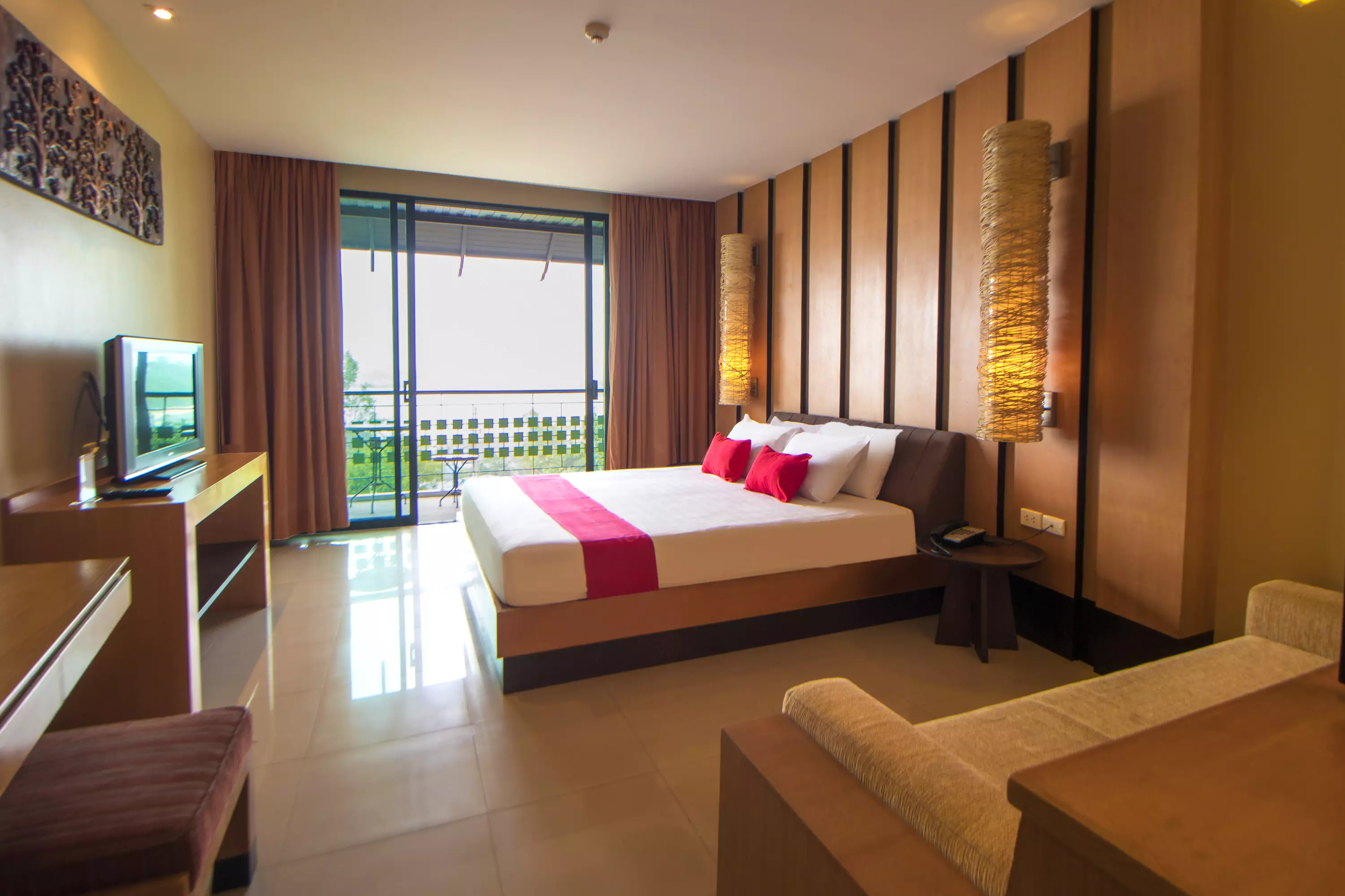 هتل زاین Chon Buri