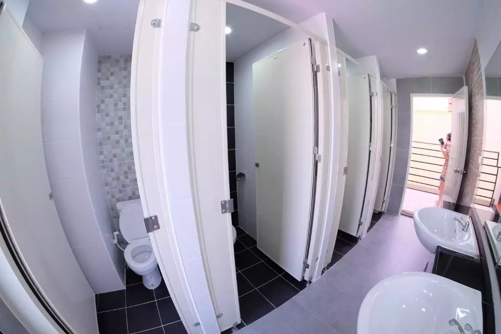 هتل Hide Bangkok Hostel بانگکوک
