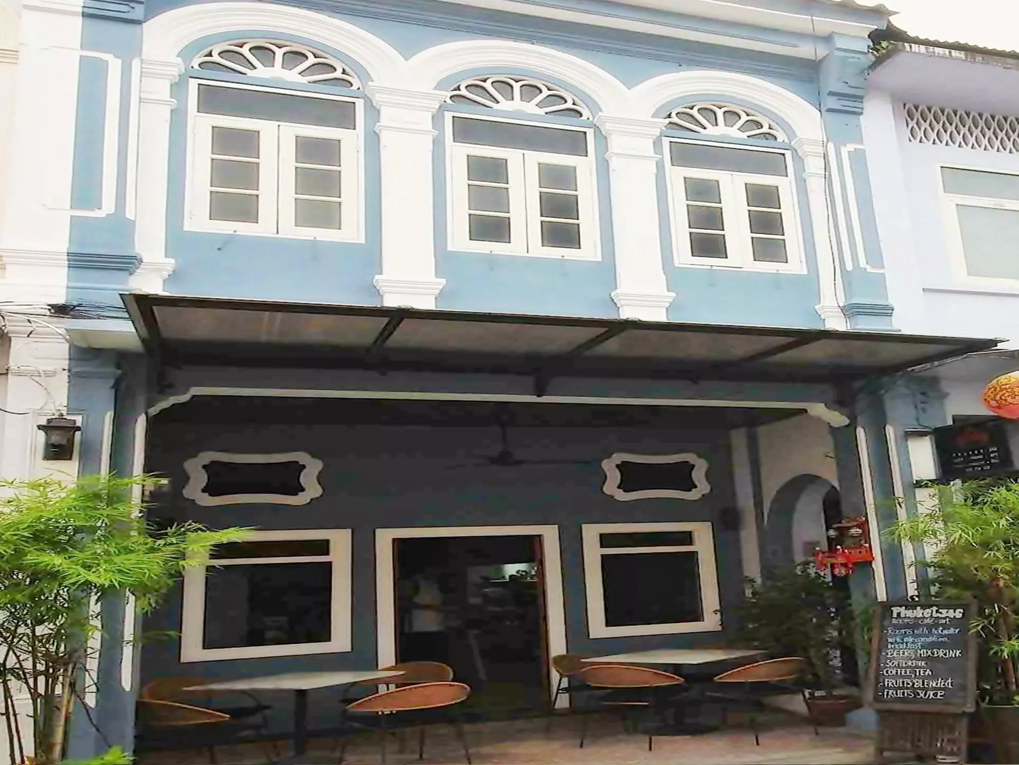 Alibaba https://cdn.alibaba.ir/ostorage/hotel-accommodation-images/6a3f9366eeea55934949ab73_Phuket-The-Rommanee-Boutique-Guesthouse-0.webp