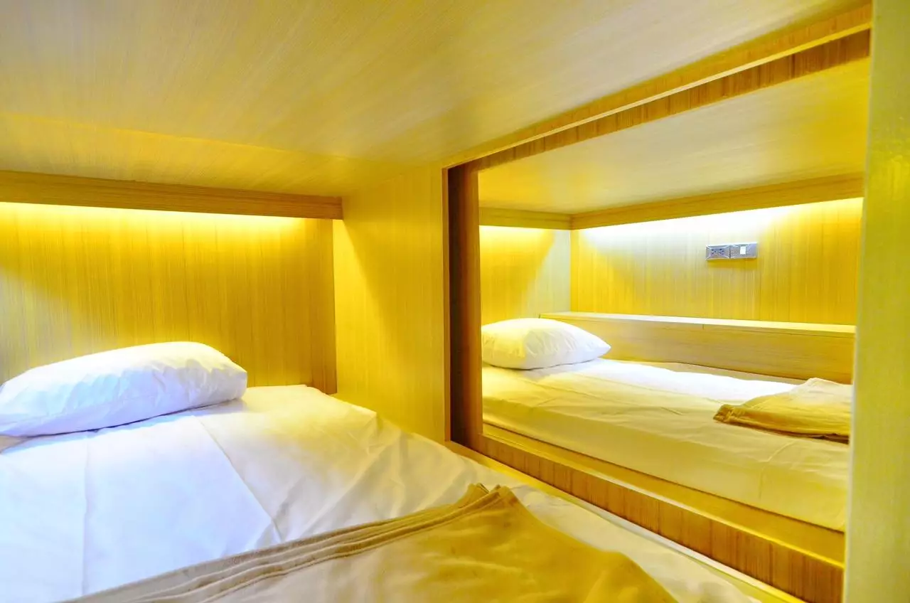 Alibaba https://cdn.alibaba.ir/ostorage/hotel-accommodation-images/6a3fbdb0eeea55934949cccc_Bangkok-The-Neighbor-Hoot-Hostel--Cafe-0.webp