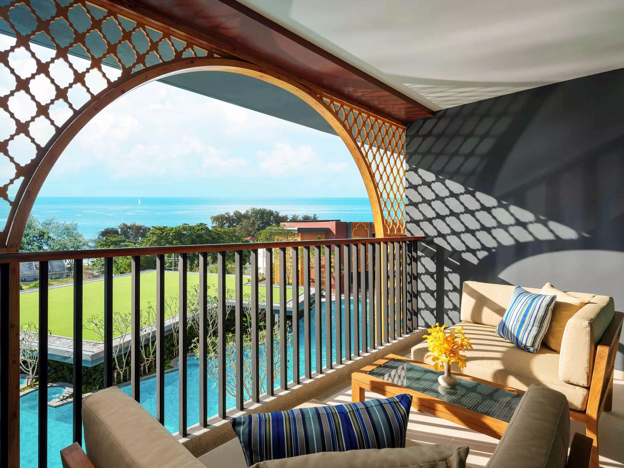 Alibaba https://cdn.alibaba.ir/ostorage/hotel-accommodation-images/6a3fc3cfeeea55934949d193_Karon-Avista-Grande-Phuket-Karon--MGallery-by-Sofitel-0.webp