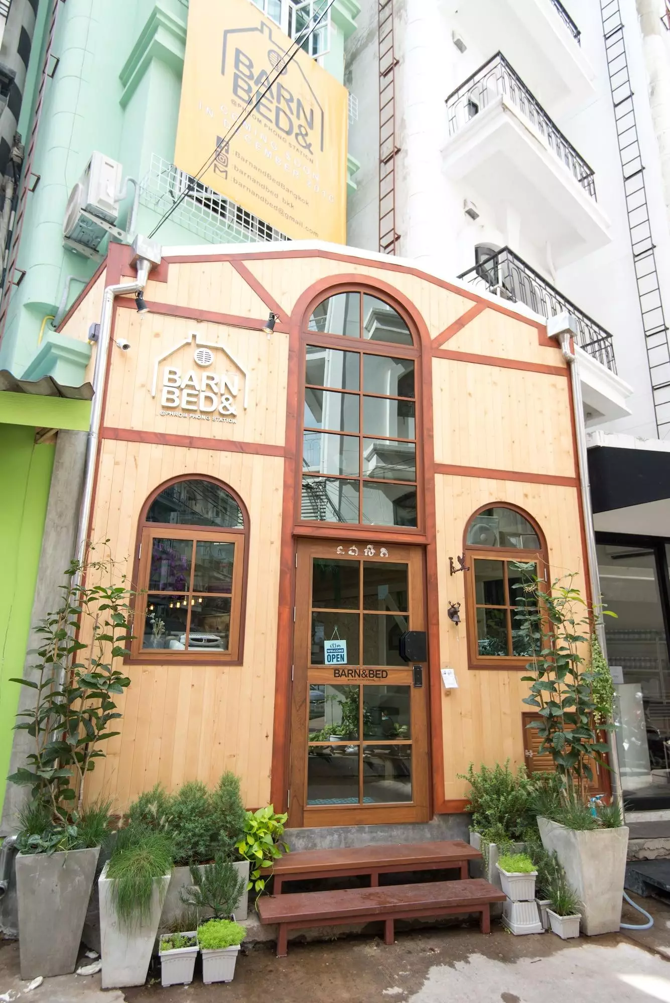 Alibaba https://cdn.alibaba.ir/ostorage/hotel-accommodation-images/6a3fca5feeea55934949d705_Bangkok-Barn--Bed-Hostel-0.webp