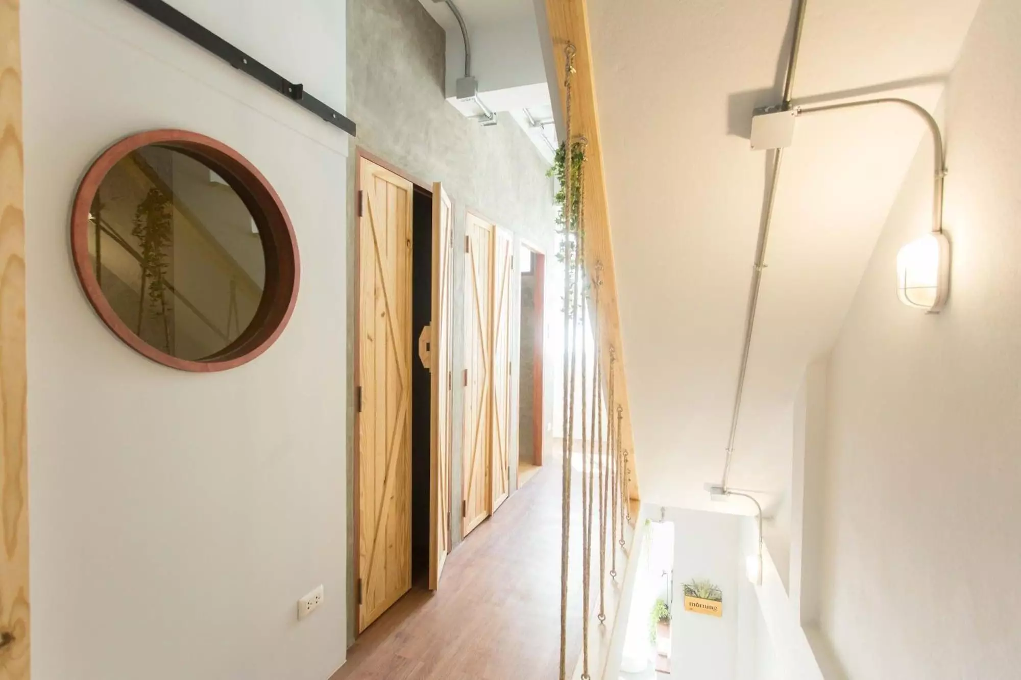 هتل Barn & Bed Hostel بانگکوک
