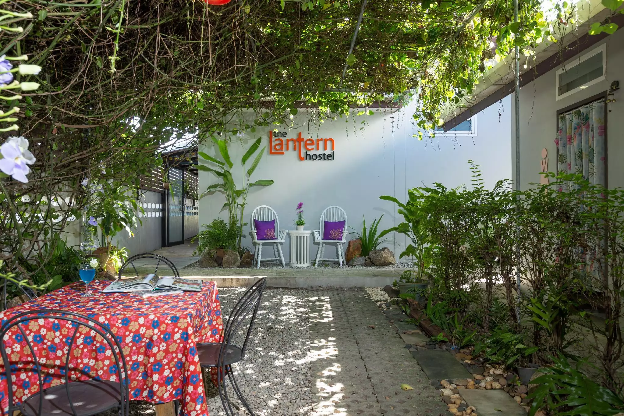 هتل The Lantern Hostel پوکت