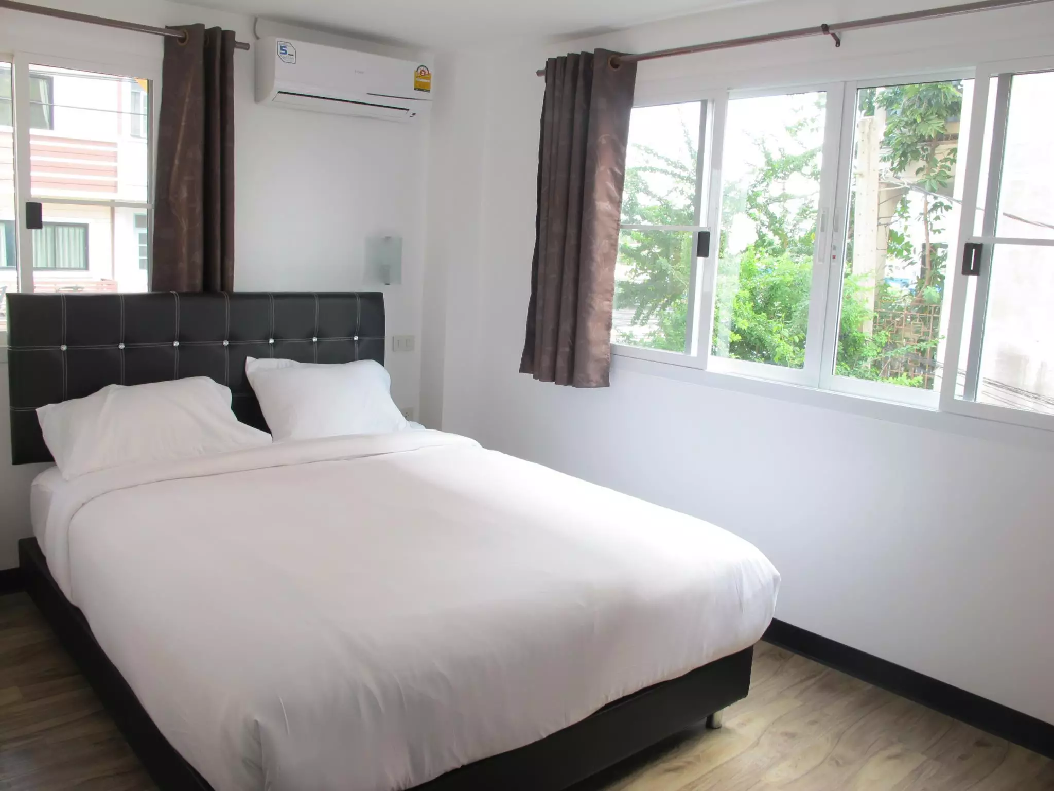 هتل Hoppers Place Donmuang Hostel بانگکوک