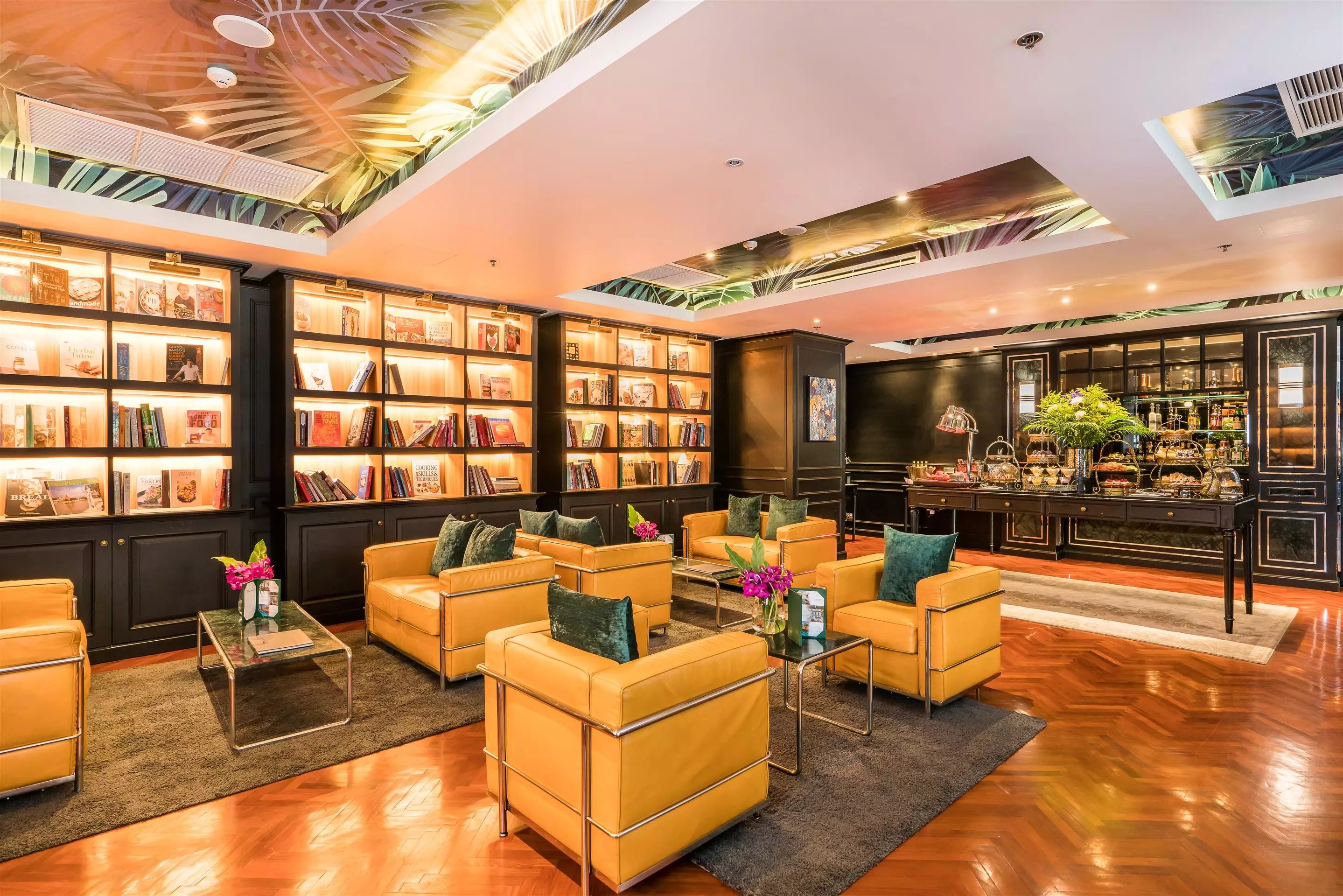 Alibaba https://cdn.alibaba.ir/ostorage/hotel-accommodation-images/6a4003adeeea5593494a05e3_Bangkok-Akara-Hotel-0.webp
