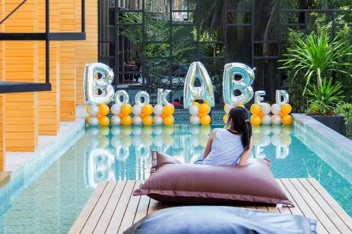 هتل Book A Bed Poshtel Hostel پوکت