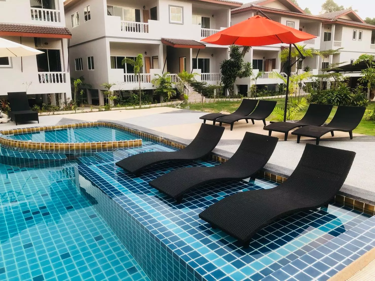 هتل Maikhao Beach Residence پوکت