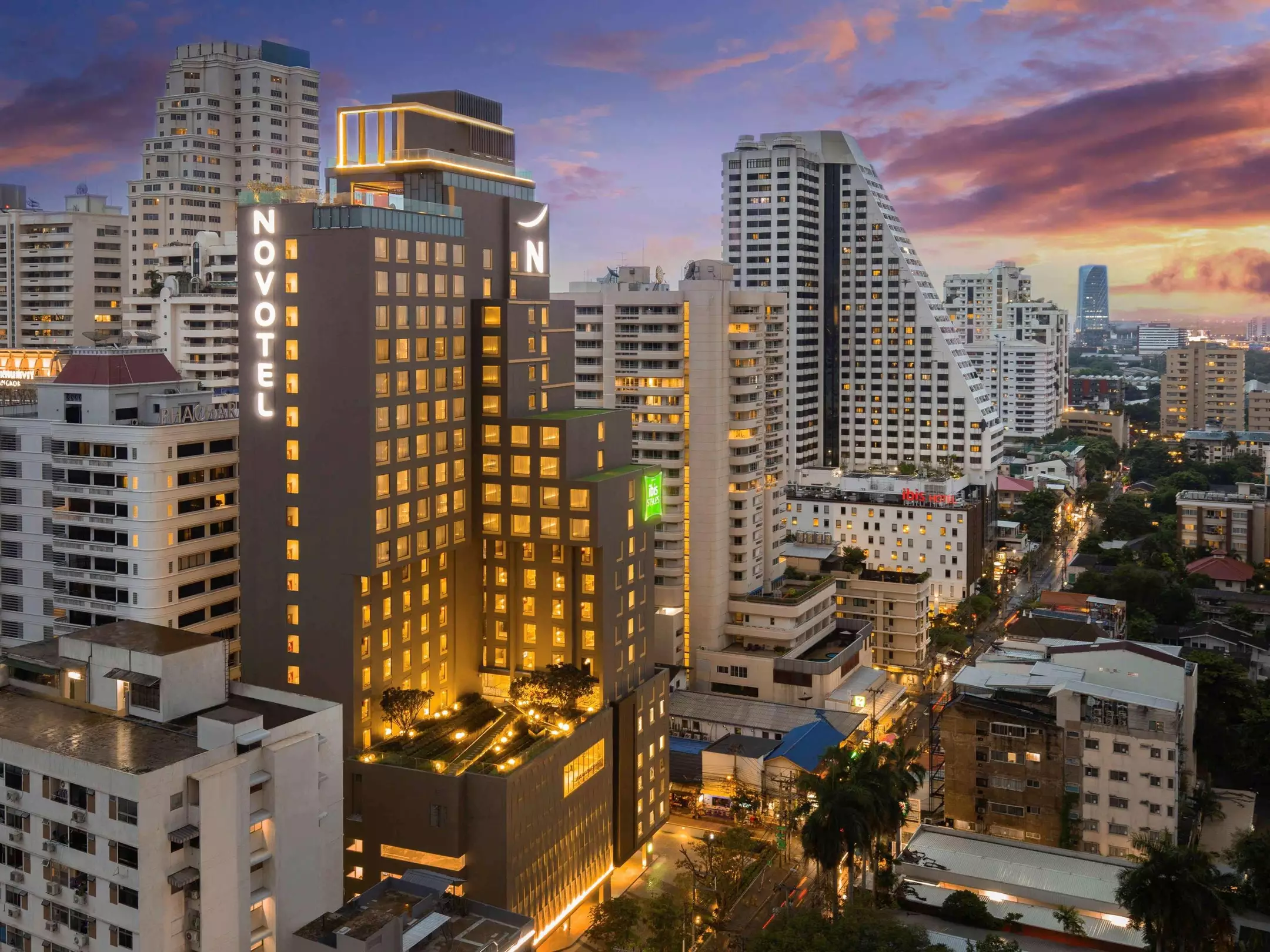 Alibaba https://cdn.alibaba.ir/ostorage/hotel-accommodation-images/6a403795eeea5593494a2e7e_Bangkok-Ibis-Styles-Bangkok-Sukhumvit-4-0.webp