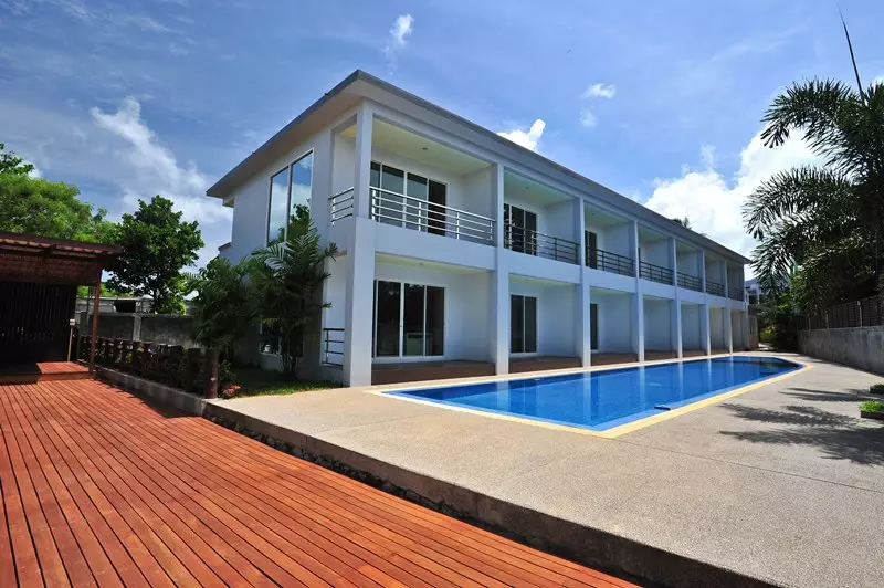 Alibaba https://cdn.alibaba.ir/ostorage/hotel-accommodation-images/6a4039f0eeea5593494a304b_Phuket-Chalong-Beach-Front-Residence-0.webp