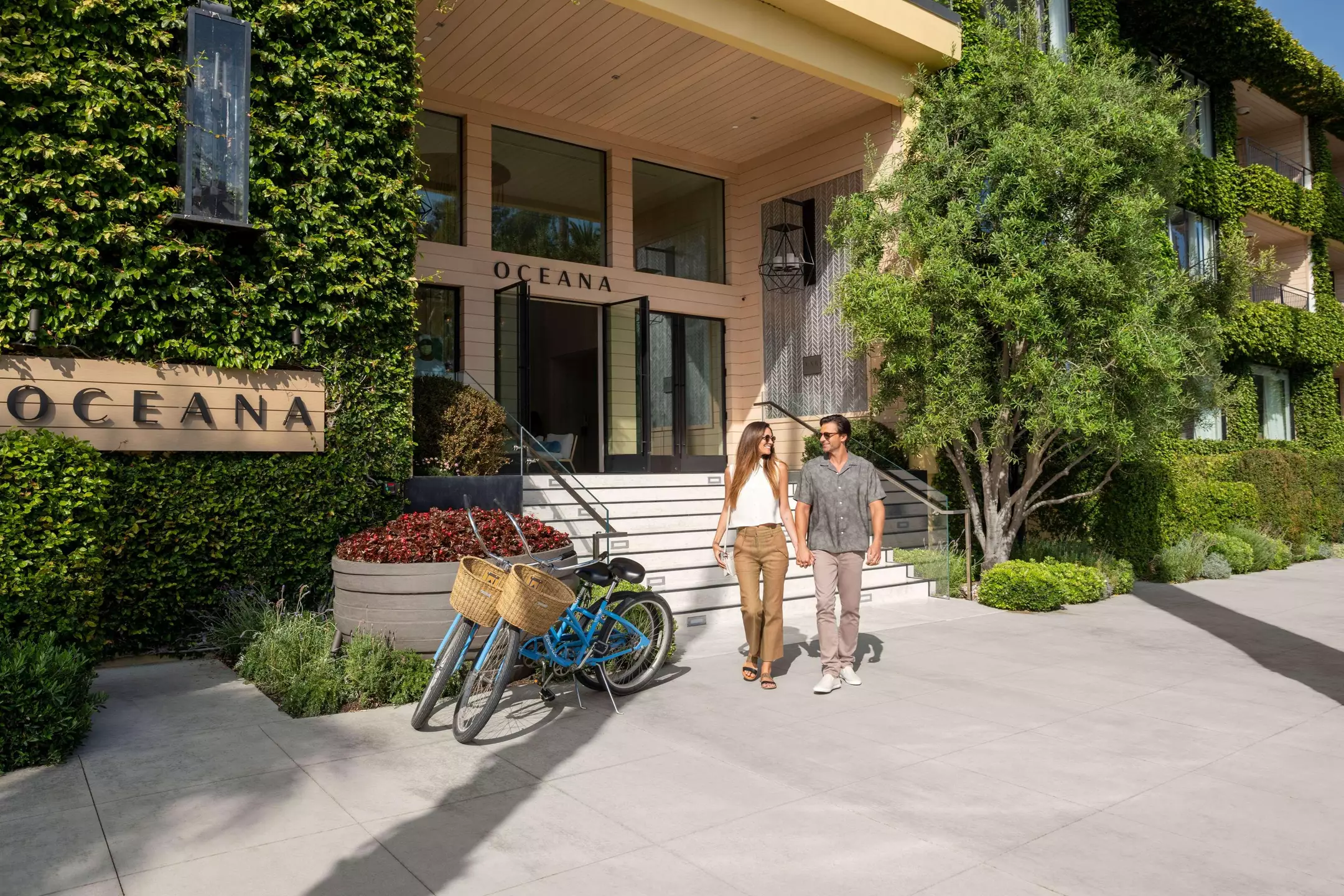 Alibaba https://cdn.alibaba.ir/ostorage/hotel-accommodation-images/6a41018ceeea5593494ac16d_Santa-Monica-Oceana-Beach-Club-Hotel-0.webp