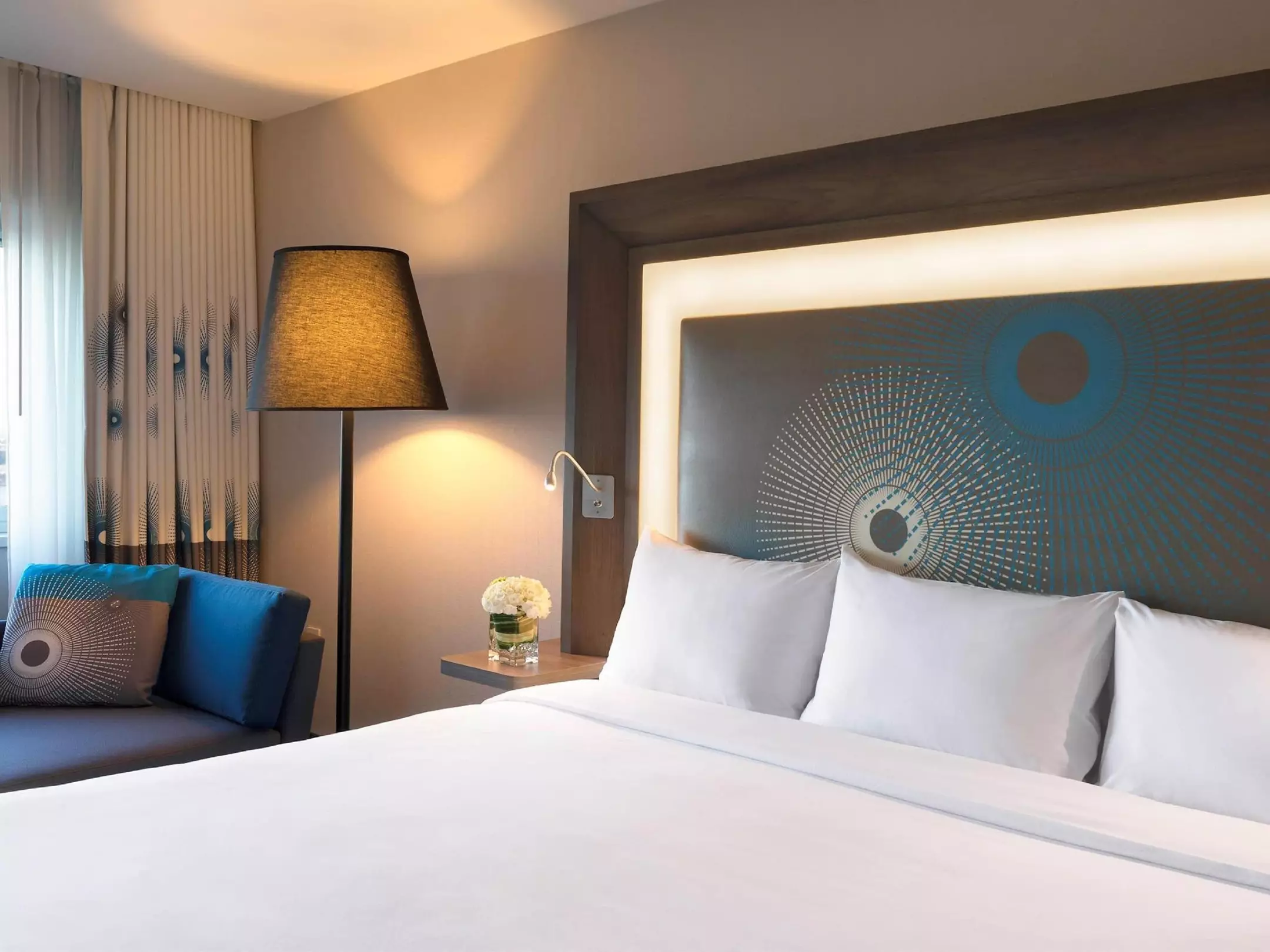 هتل Novotel New York Times Square New York