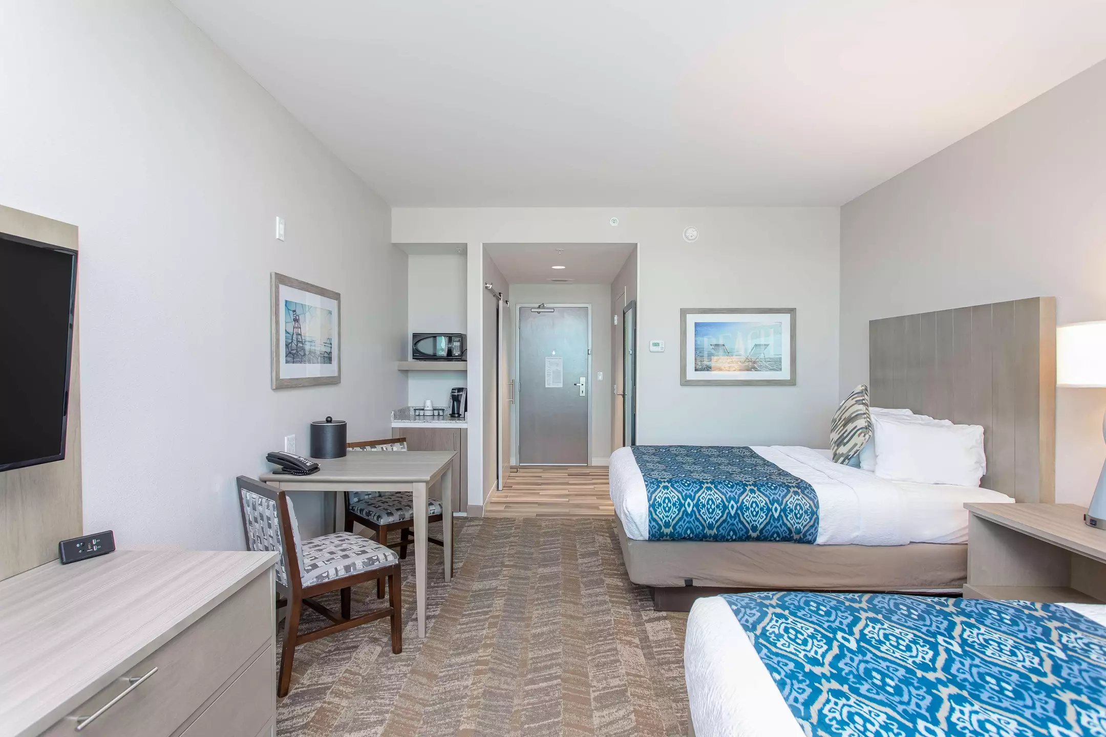 Alibaba https://cdn.alibaba.ir/ostorage/hotel-accommodation-images/6a41a936eeea5593494b35ff_Las-Vegas-Best-Western-Plus-Casino-Royale-0.webp
