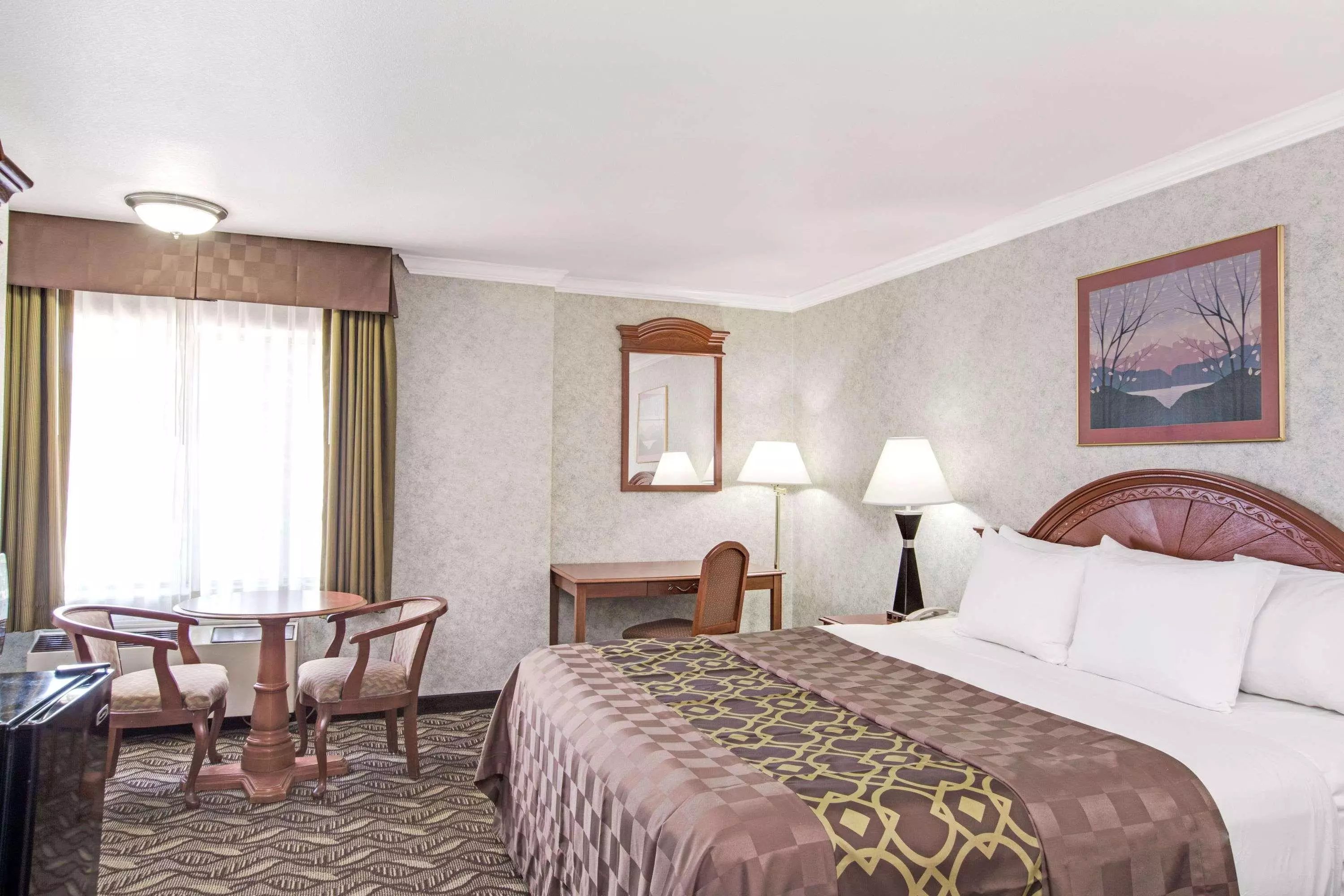 هتل Days Inn Los Angeles LAX/Redondo and Manhattan Beach لس آنجلس