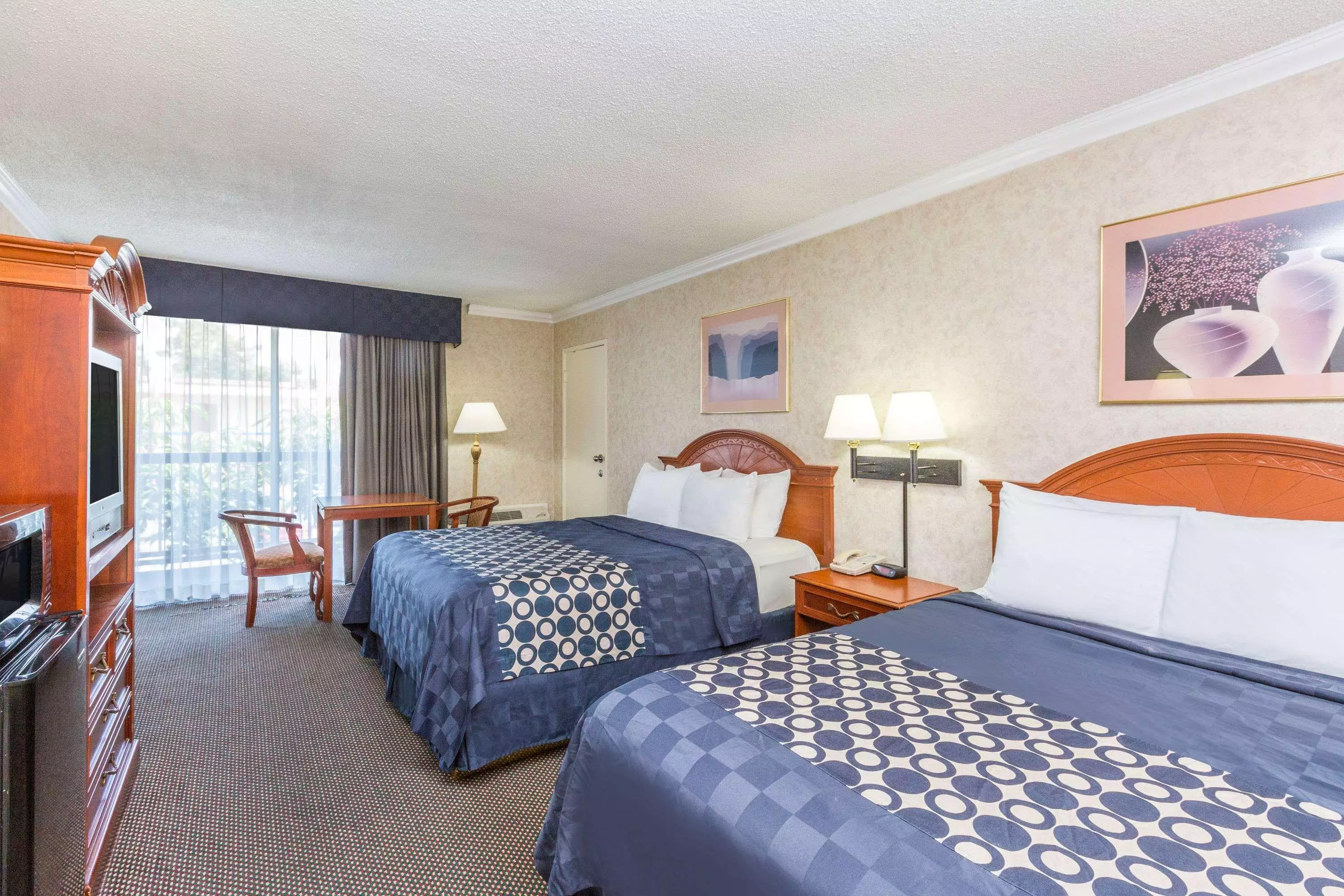 هتل Days Inn Los Angeles/Airport Center/LAX/Venice Beach/Santa M لس آنجلس