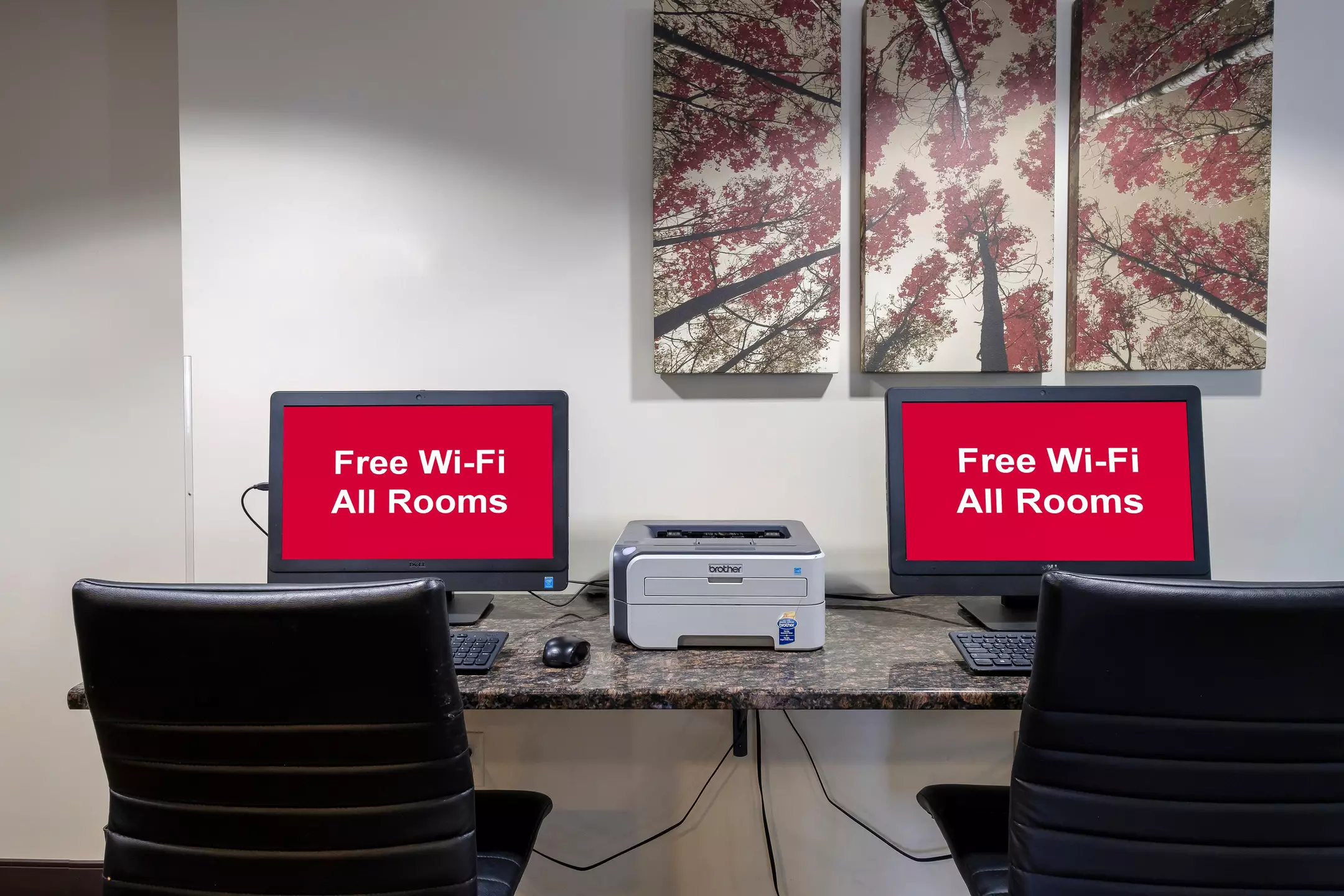 Alibaba https://cdn.alibaba.ir/ostorage/hotel-accommodation-images/6a46d513ece37da9b7cb20d5_Malone-Red-Roof-PLUS--Suites-Malone-0.webp