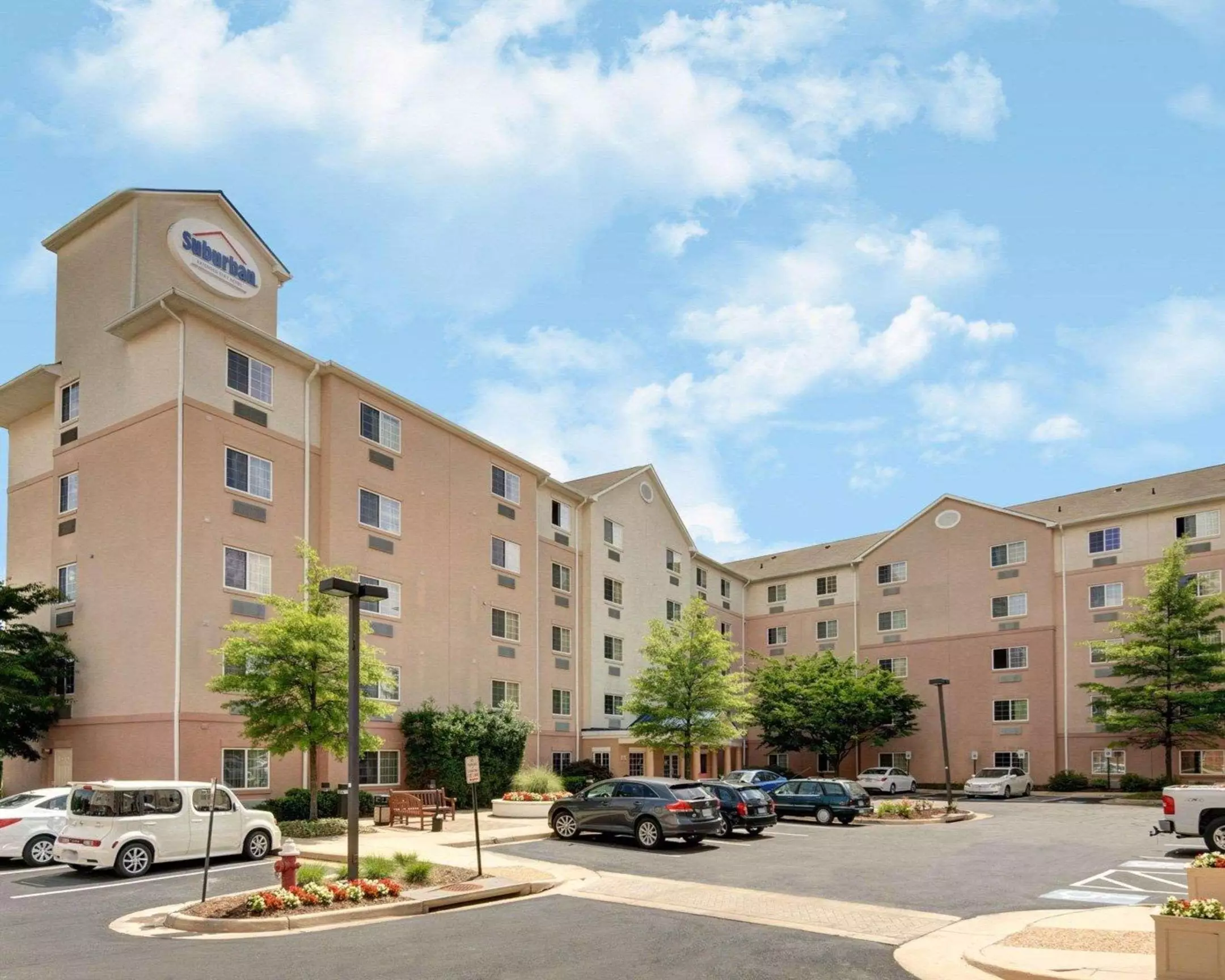 Alibaba https://cdn.alibaba.ir/ostorage/hotel-accommodation-images/6a47d5b7ece37da9b7cbc9e8_Sterling-Suburban-Extended-Stay-Hotel-Wash-Dulles-0.webp
