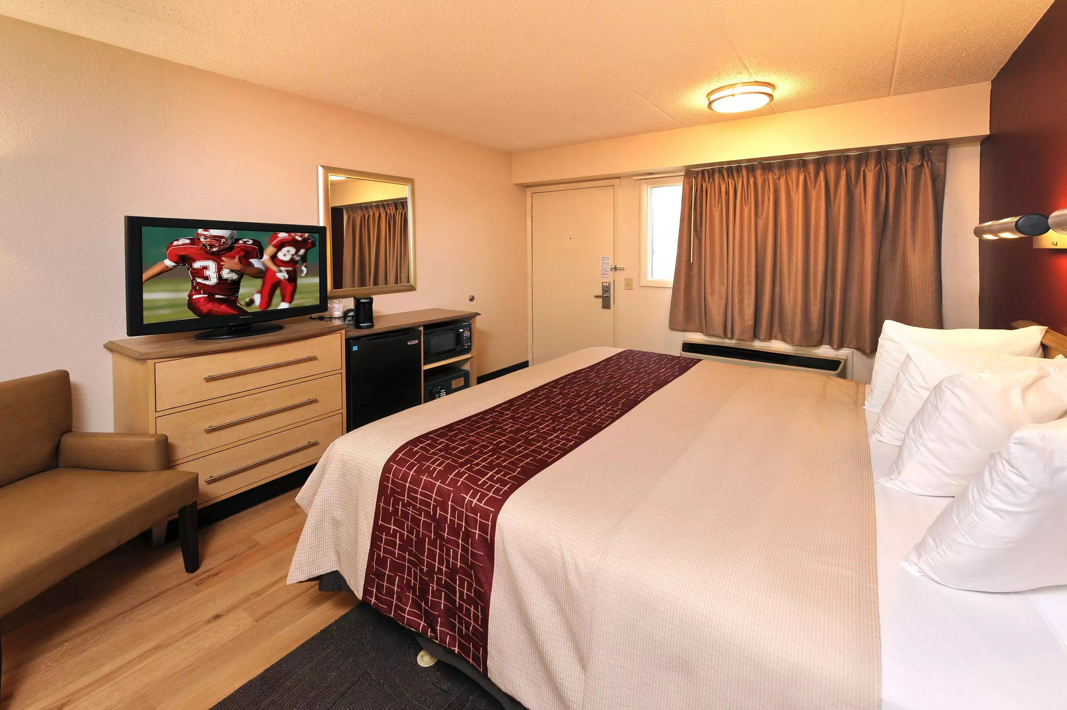 هتل Red Roof Inn Rochester Henrietta Henrietta