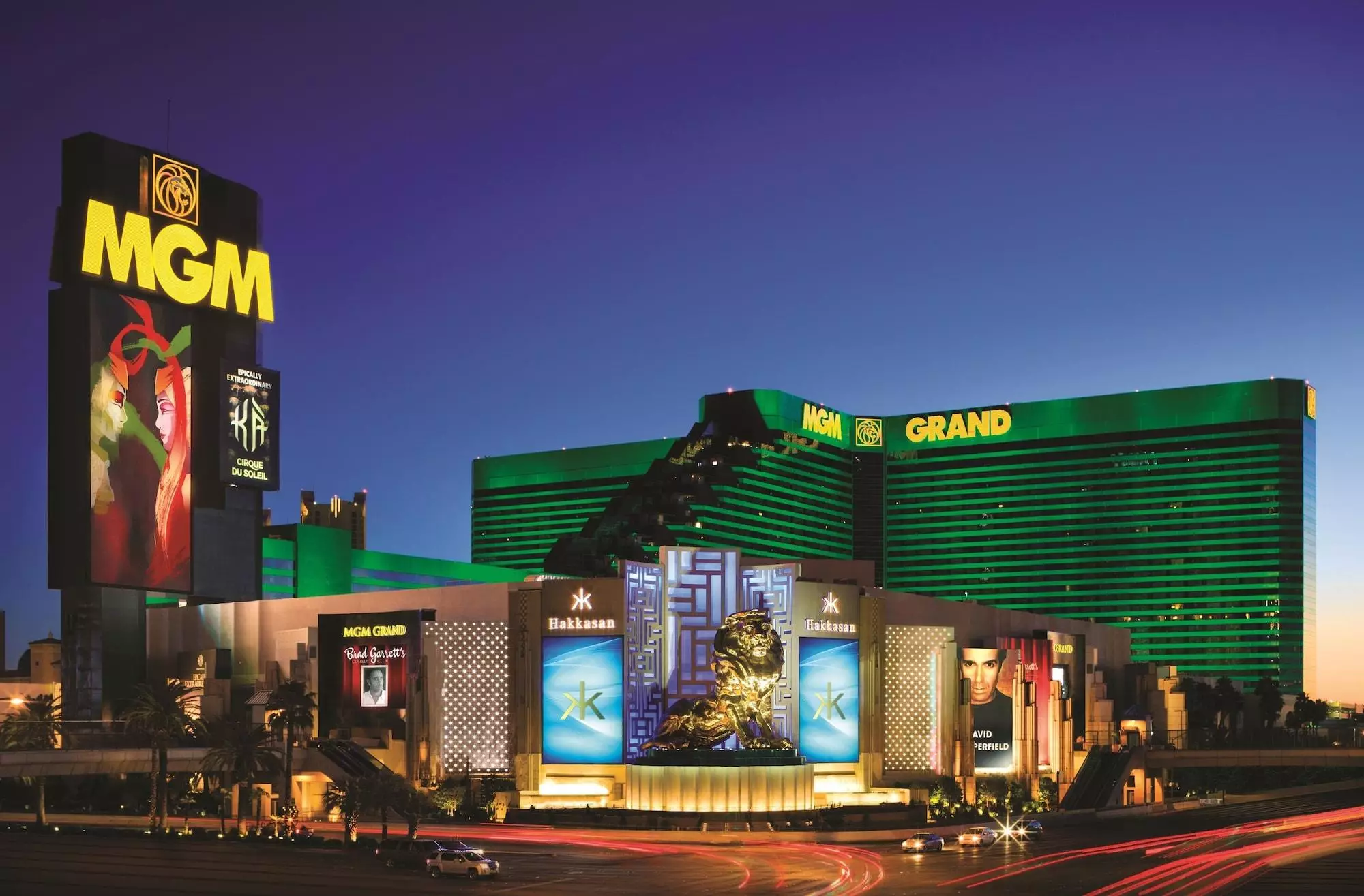 Alibaba https://cdn.alibaba.ir/ostorage/hotel-accommodation-images/6a496b2cece37da9b7cce59a_Las-Vegas-SKYLOFTS-at-MGM-Grand-0.webp