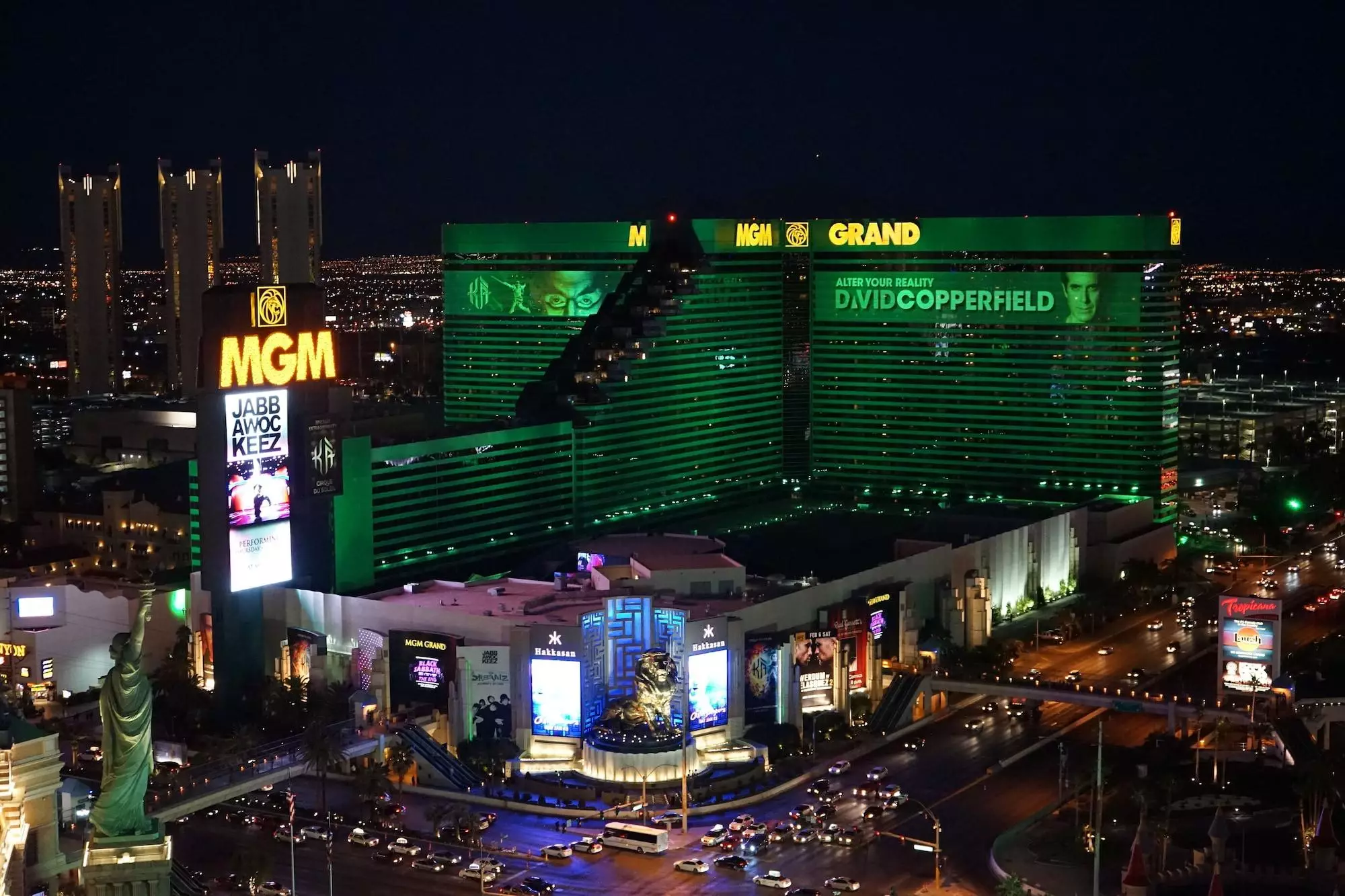 هتل SKYLOFTS at MGM Grand لاس وگاس