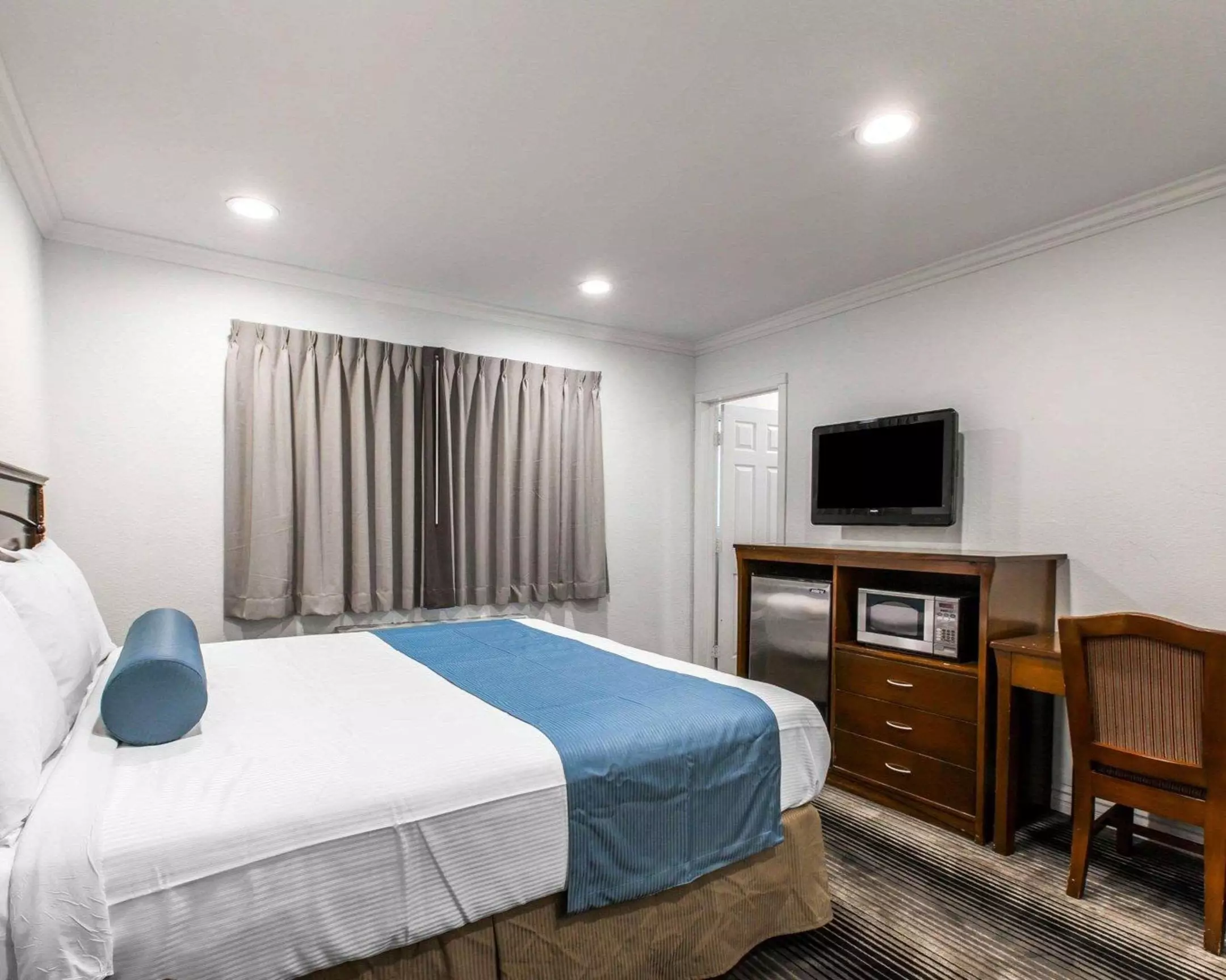 هتل Rodeway Inn & Suites Pacific Coast Highway Harbor City