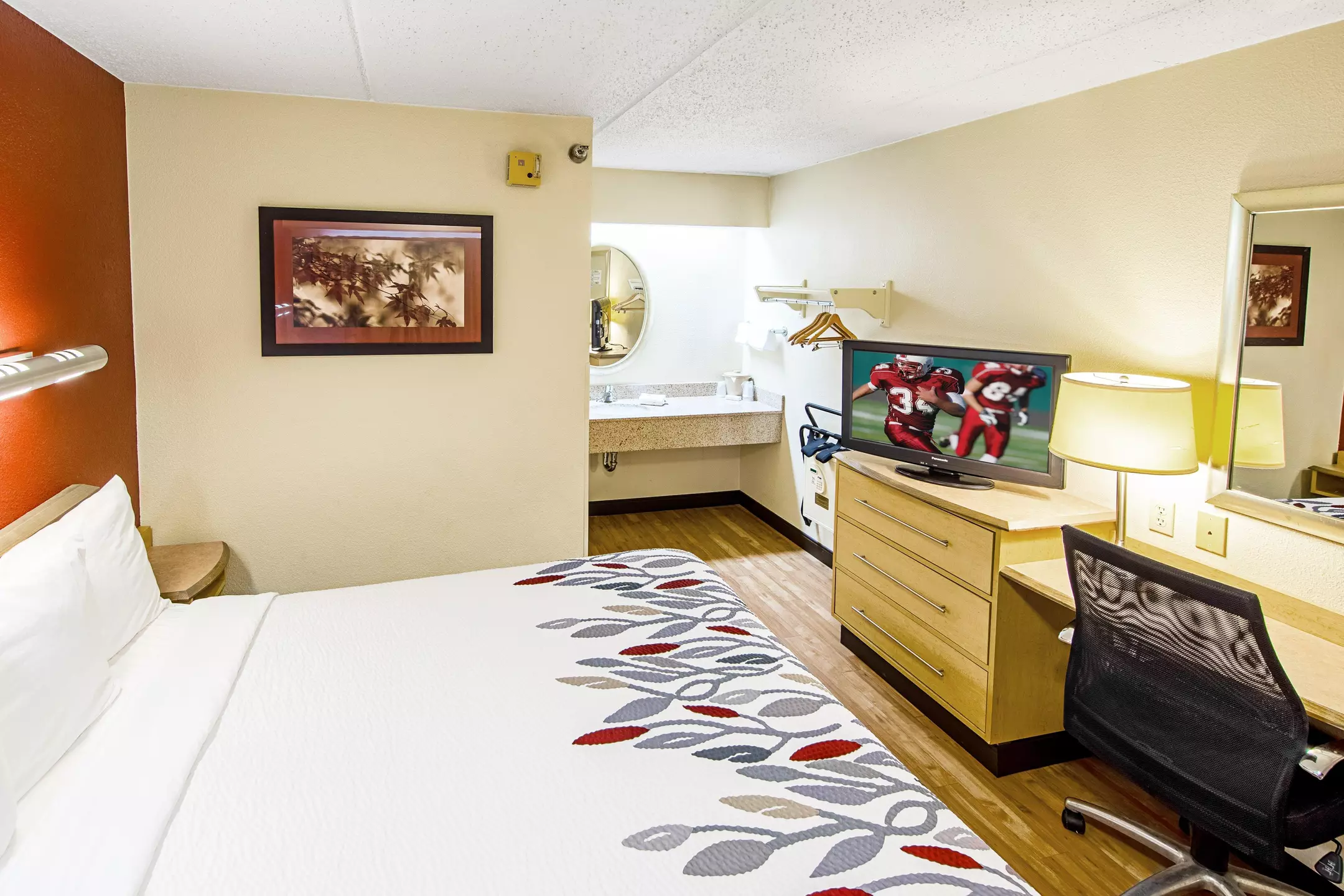 هتل Red Roof Inn Virginia Beach ساحل ویرجینیا