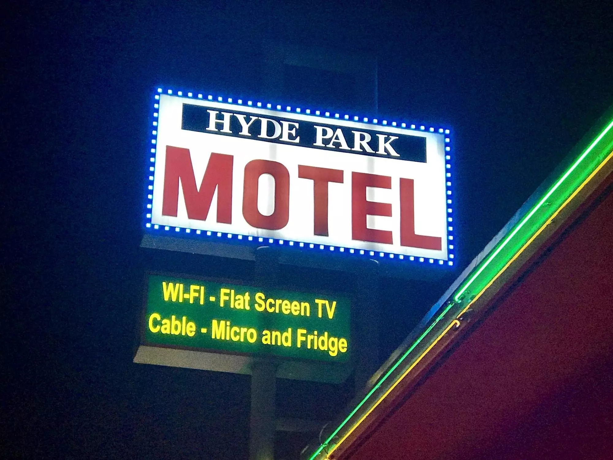Alibaba https://cdn.alibaba.ir/ostorage/hotel-accommodation-images/6a4e5ccfece37da9b7d0623a_Los-Angeles-Hyde-Park-Motel-0.webp